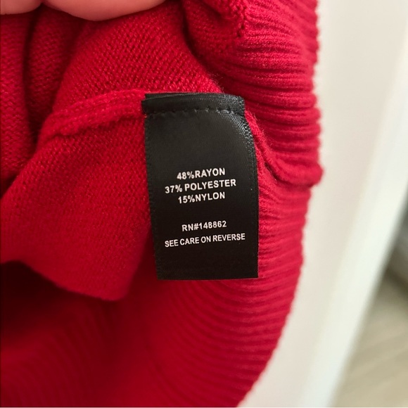 Torrid - NWT Red loose turtleneck sweater - size 3 - Picture 4 of 7